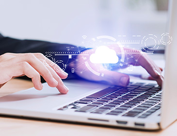 NetSuite implementation experts in India with proven ERP and eCommerce deployment experience at Invitra Technologies